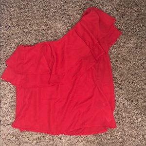 One shoulder shirt